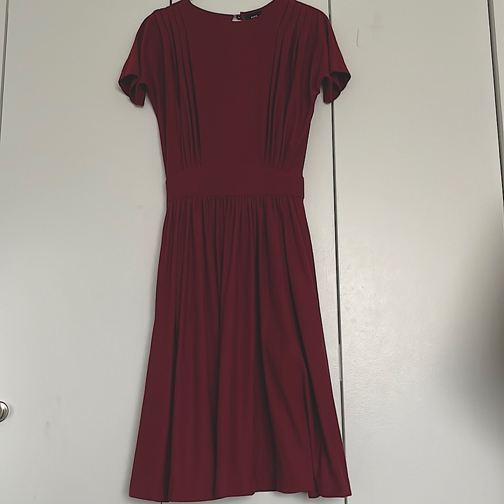 NINE red midi dress